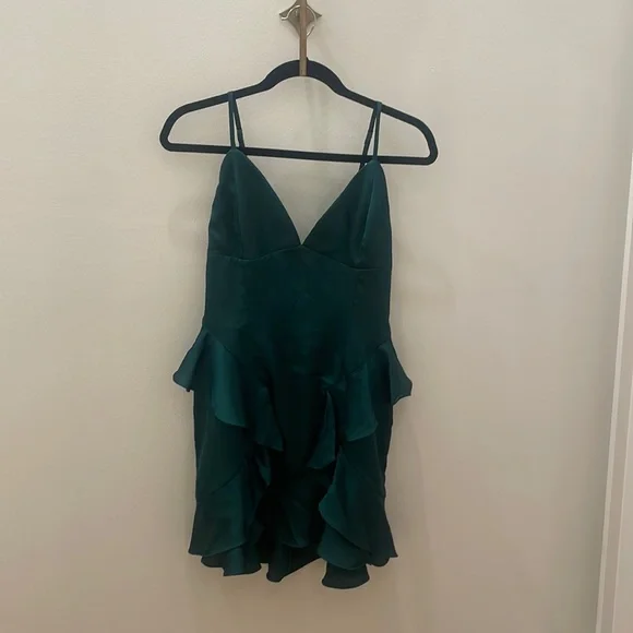Nookie | Dresses | Nookie Ashton Minidress Emerald Green Xs | Poshmark